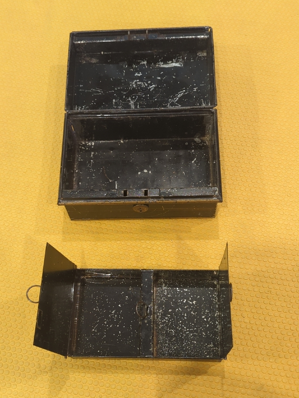 1930's Cash Box - Picture 9 of 11